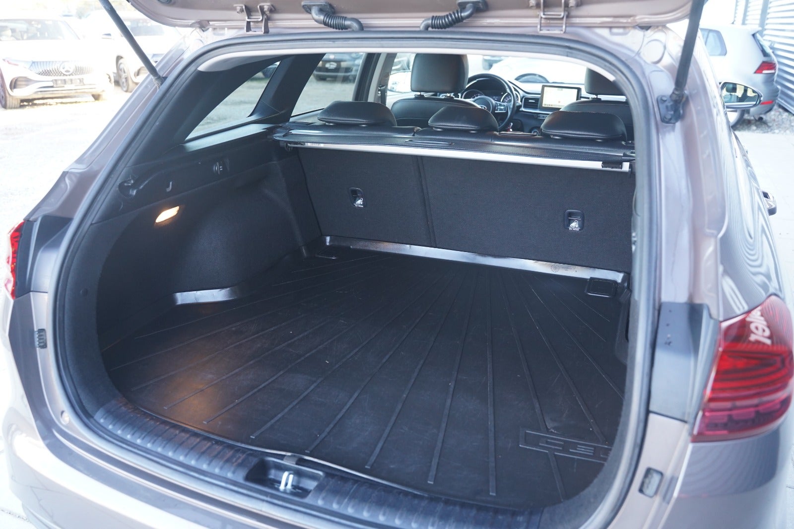 Billede af Kia Ceed 1,4 T-GDi Collection SW DCT