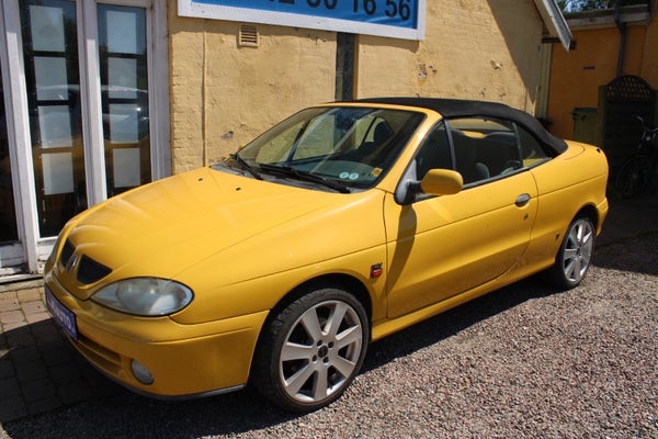 Renault Megane I 16V RXi Cabriolet Benzin drivmiddel 174000 Km. 1999 Modelår
