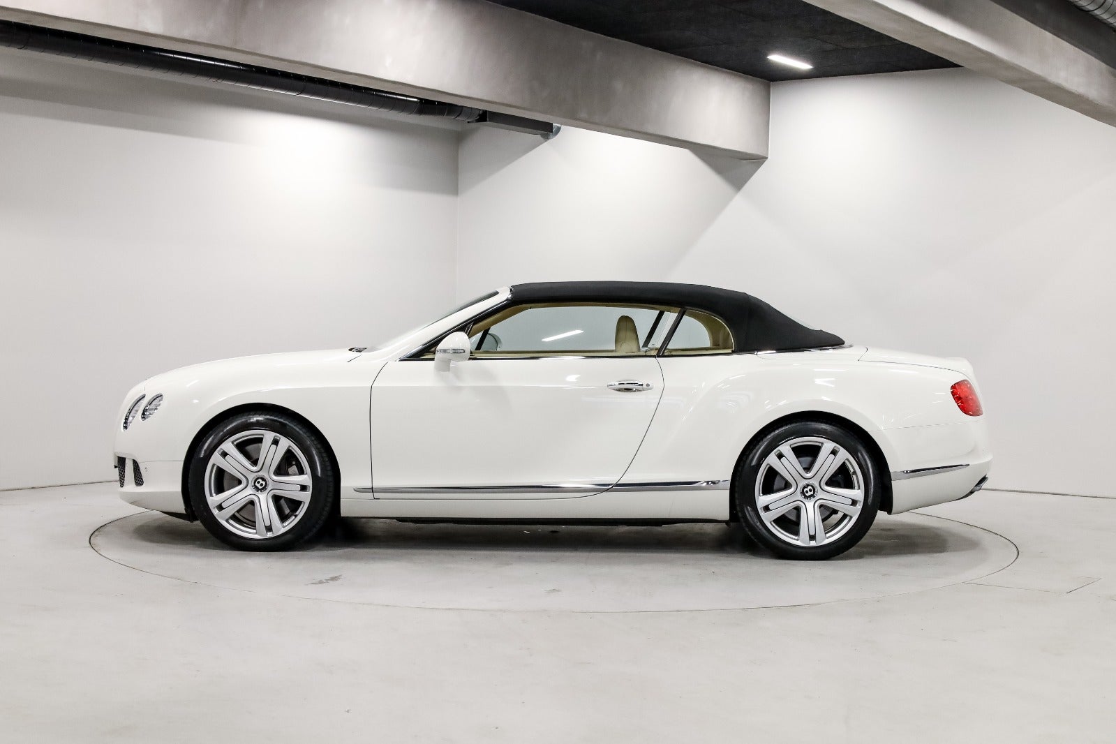 Bentley Continental GTC 6,0 W12 aut.