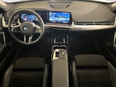 BMW iX1 xDrive30 M-Sport Van