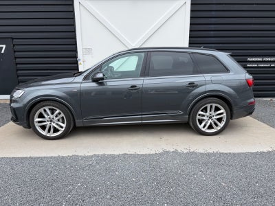 Audi Q7 55 TFSi e S-line quattro Tiptr. 5d