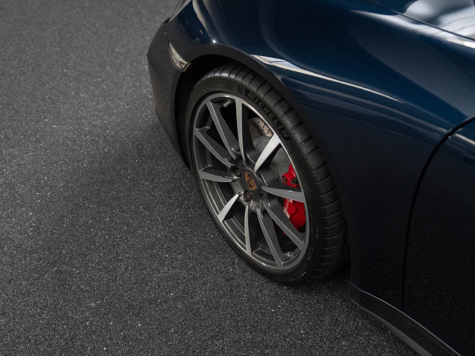 Gallery image 7 of 18