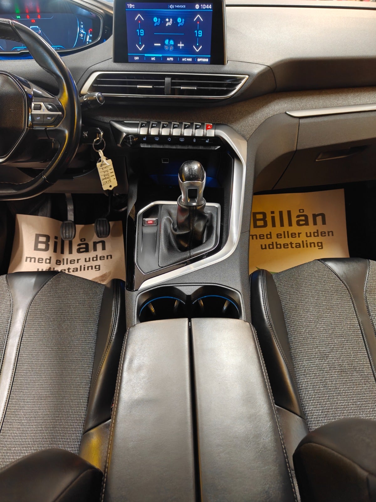 Billede af Peugeot 5008 1,2 e-THP 130 Allure 7prs
