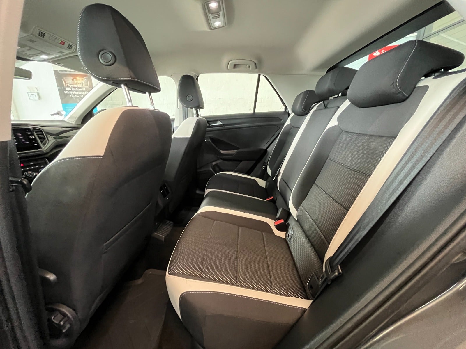 Billede af VW T-Roc 2,0 TDi 150 Style DSG