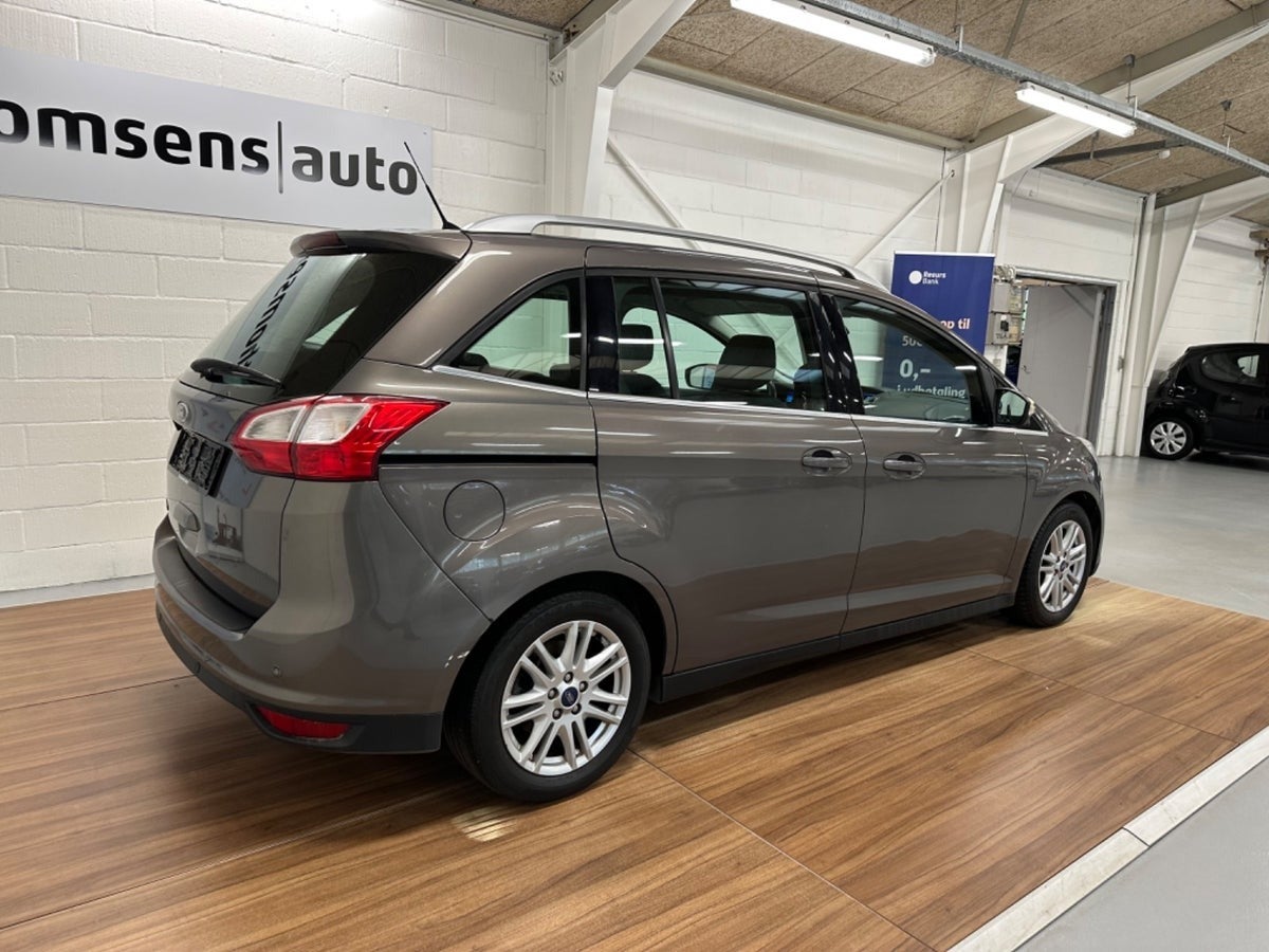 Ford Grand C-MAX 2013