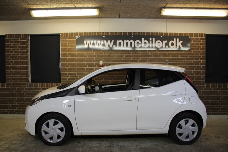 Toyota Aygo VVT-i x-play x-touch