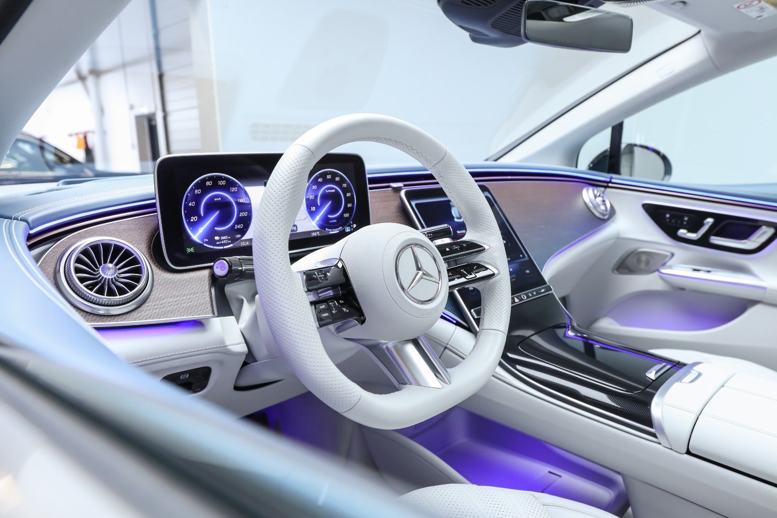 Mercedes-Benz EQE 350+