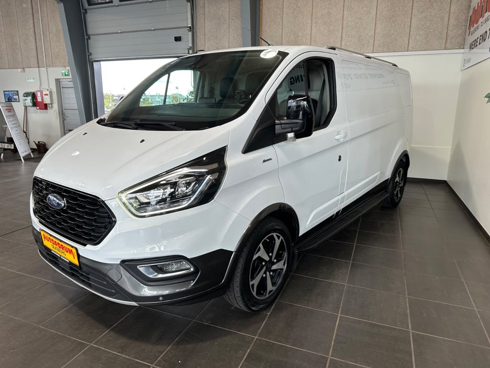 Ford Transit Custom 300 L2, Billede 3