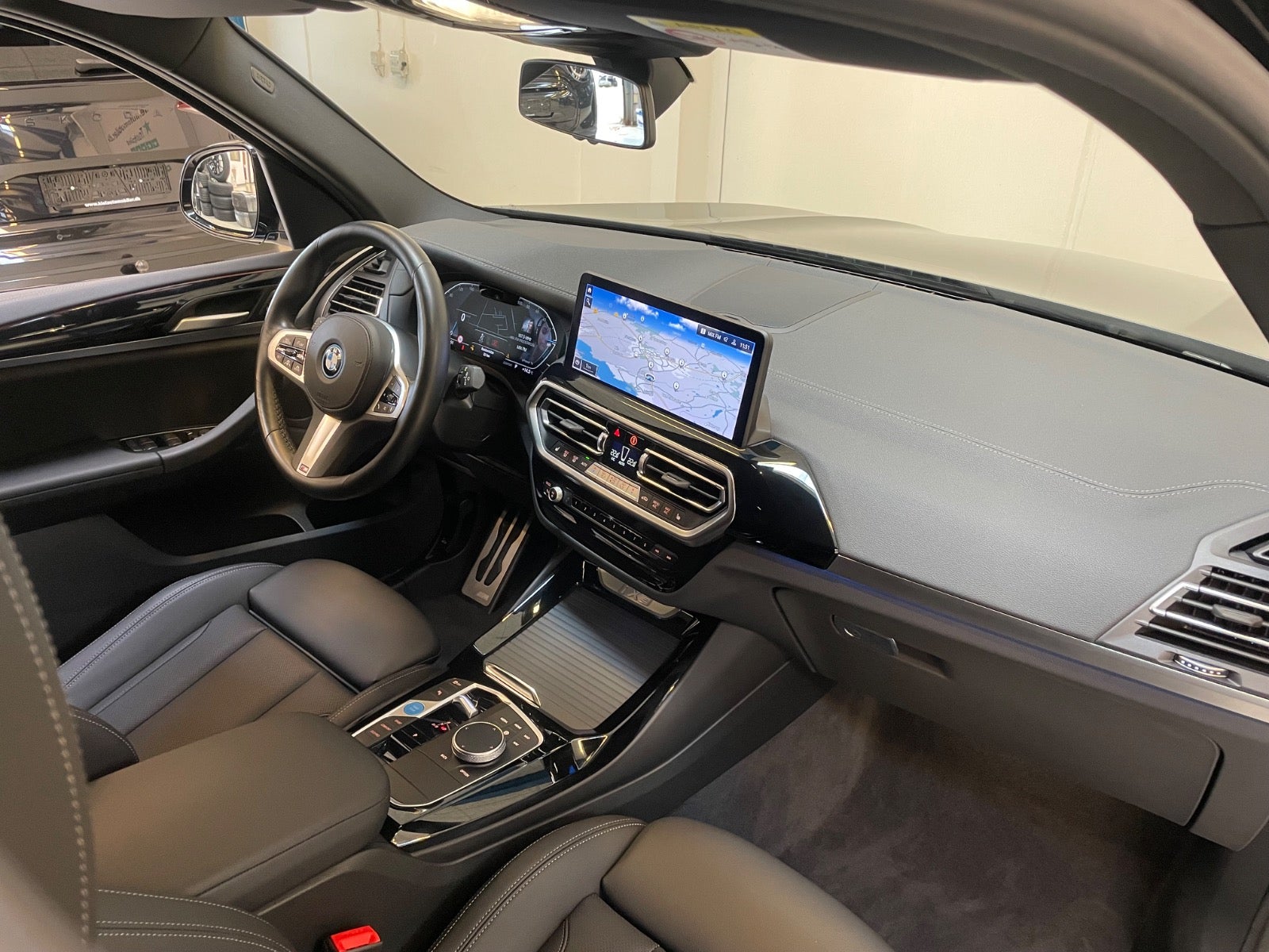 BMW iX3 Charged M-Sport