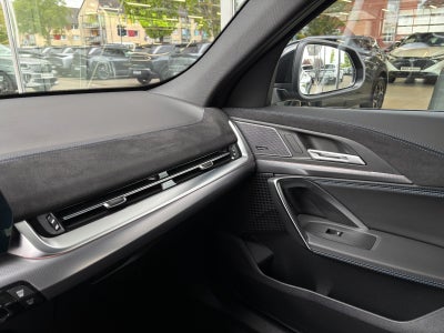 BMW iX2 eDrive20 Fully Charged M-Sport