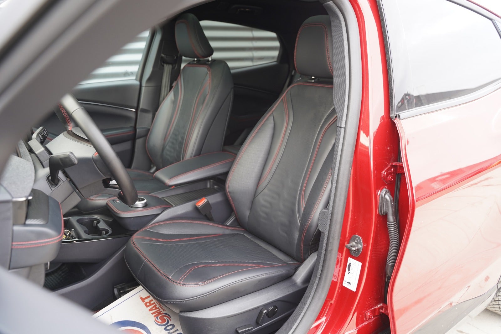 Billede af Ford Mustang Mach-E 88 Premium Extended Range