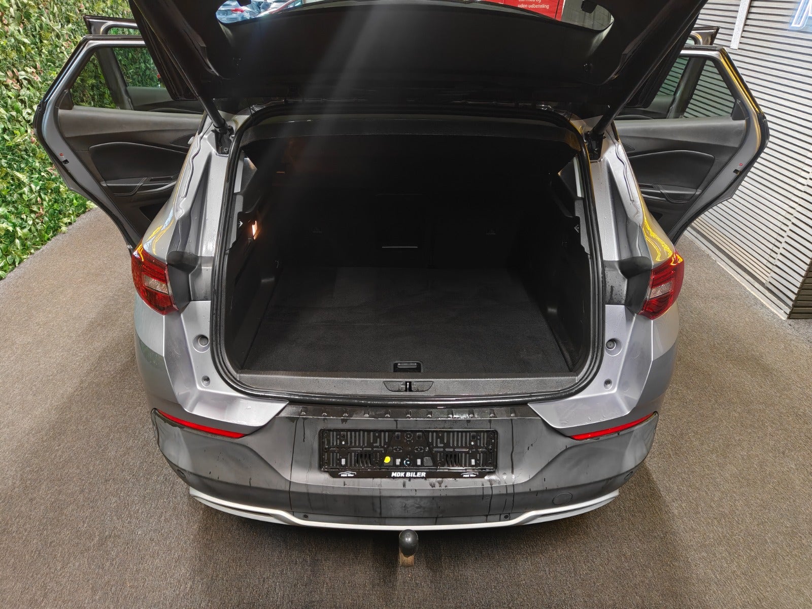 Billede af Opel Grandland X 1,6 Hybrid Innovation aut.