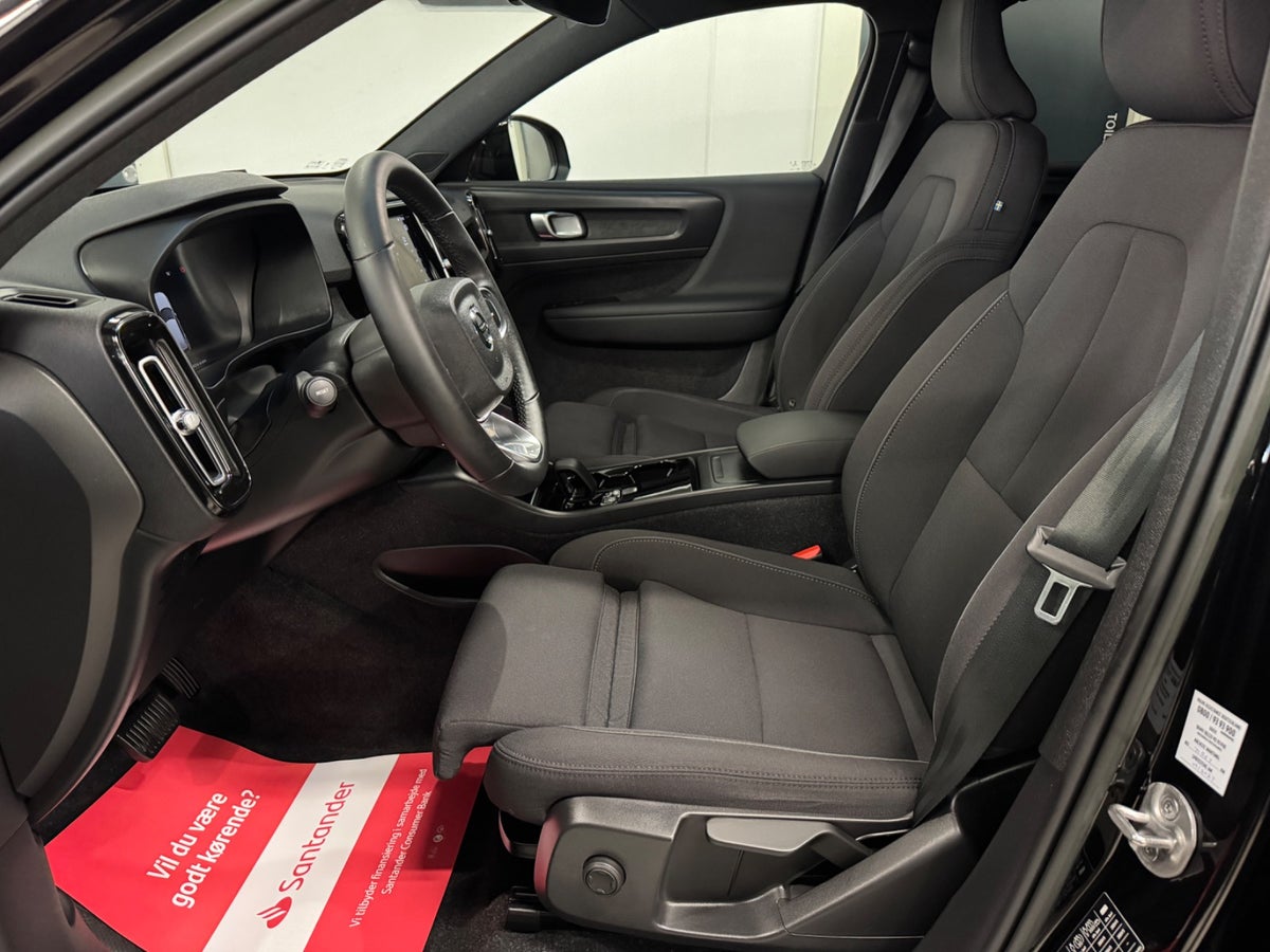 Volvo XC40 P6 ReCharge Core