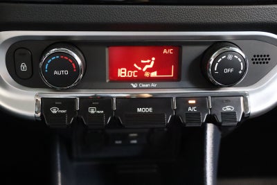 Kia Rio CVVT Attraction