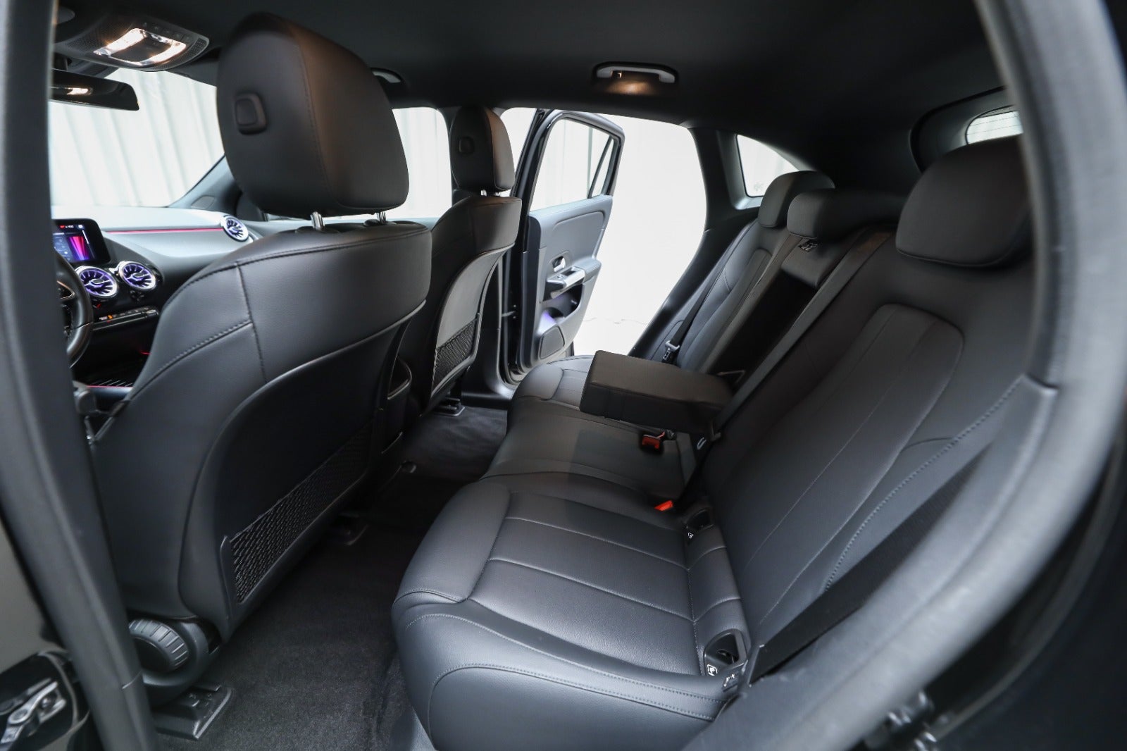 Mercedes-Benz EQA 250 (5/8)