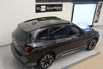 BMW iX3 Charged M-Sport