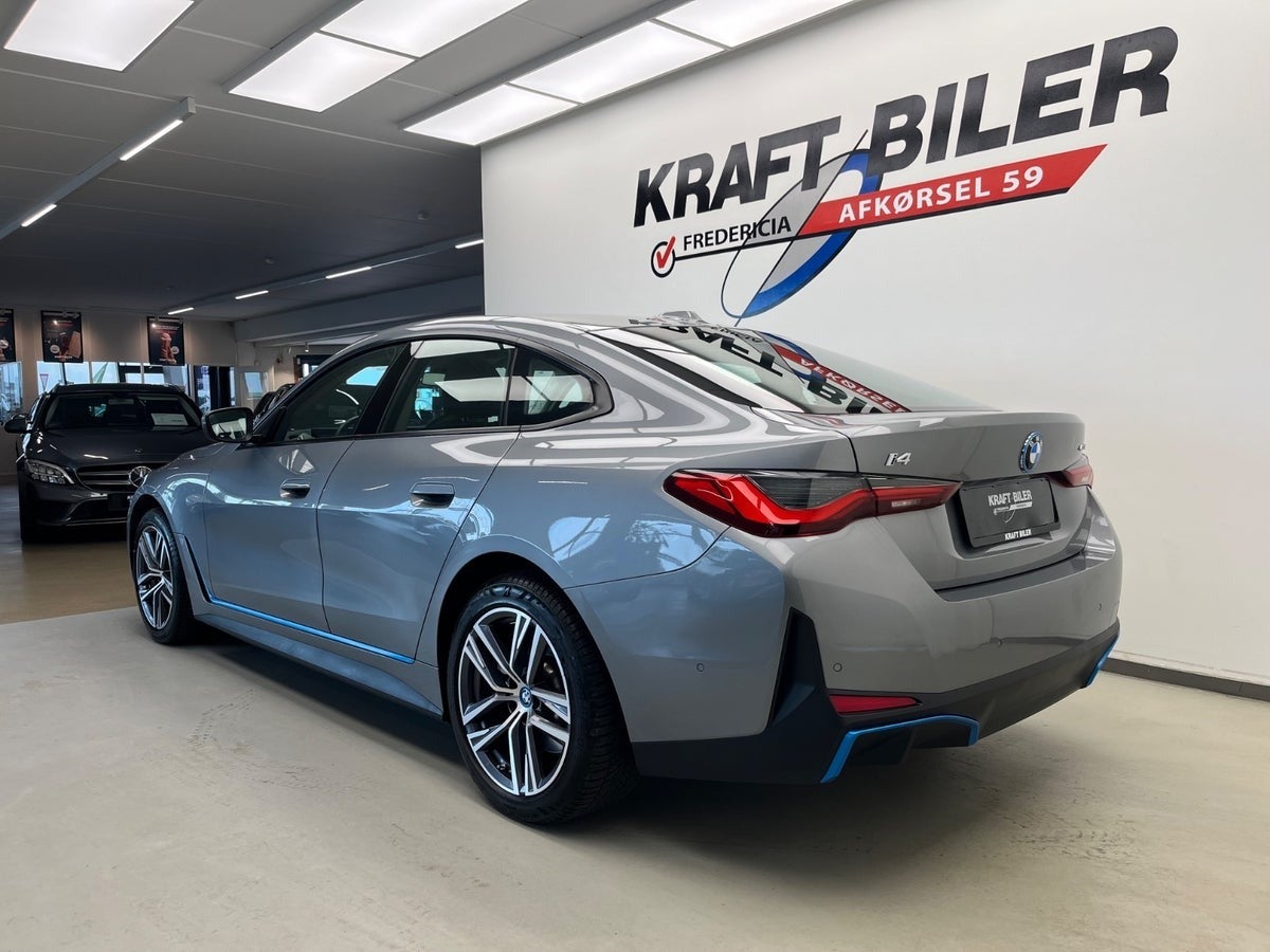 Billede af BMW i4  eDrive40