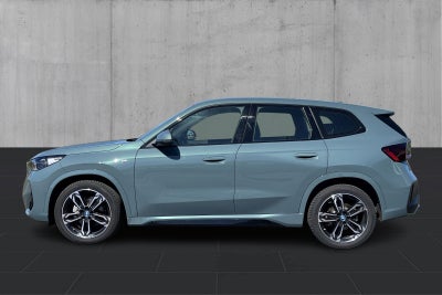 BMW iX1 eDrive20 M-Sport - 1