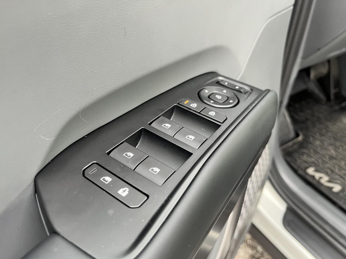 Kia EV9 Standard Range Upgrade RWD 7prs