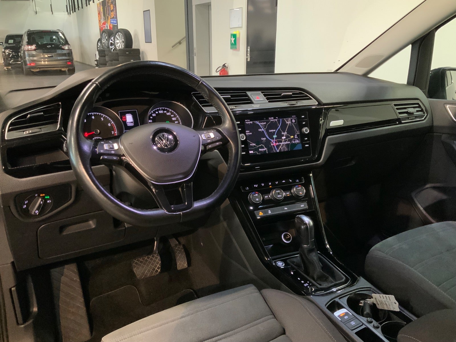 VW Touran (8/8)