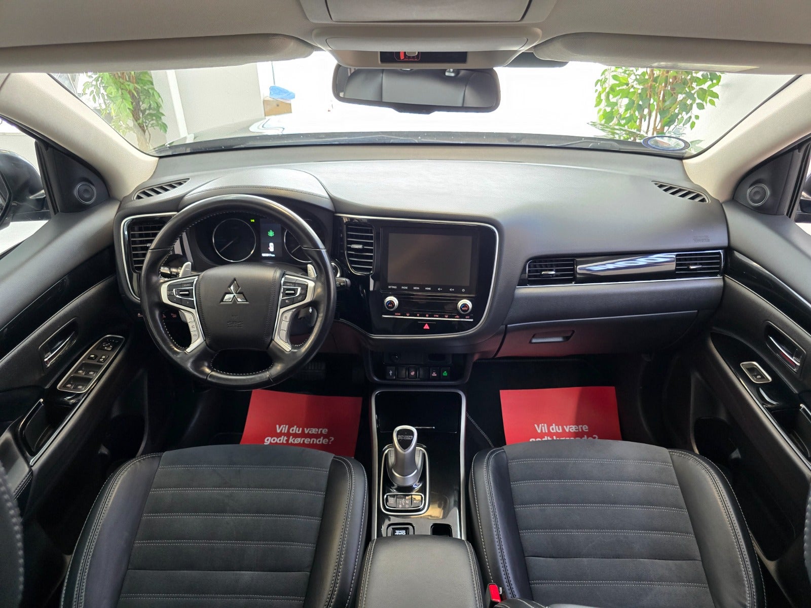 Billede af Mitsubishi Outlander 2,4 PHEV Intro Edition CVT 4WD