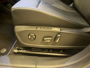 Ford Explorer Select Extended Range