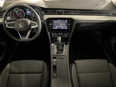 VW Passat GTE Variant DSG