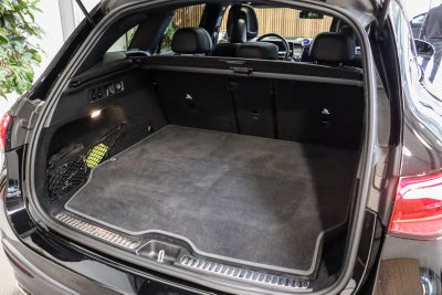 Mercedes GLC300 e