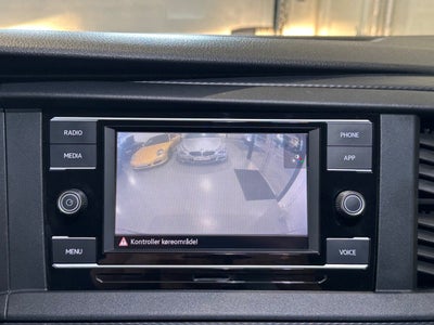 VW Transporter TDi 110 Kassevogn lang