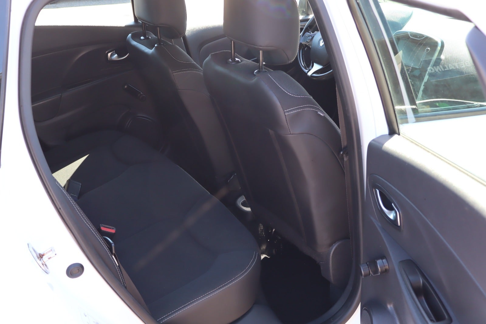 Billede af Renault Clio IV 1,5 dCi 75 Expression Sport Tourer