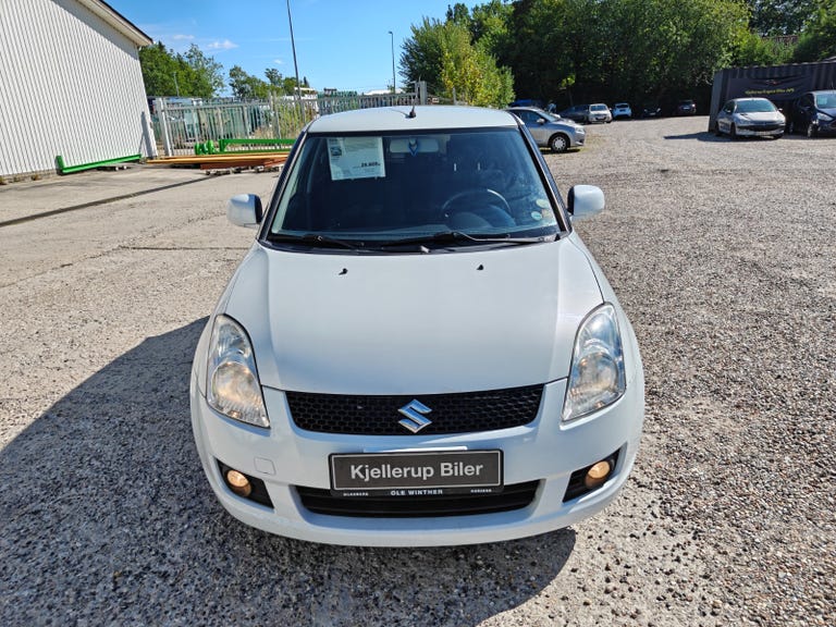 Suzuki Swift GLX