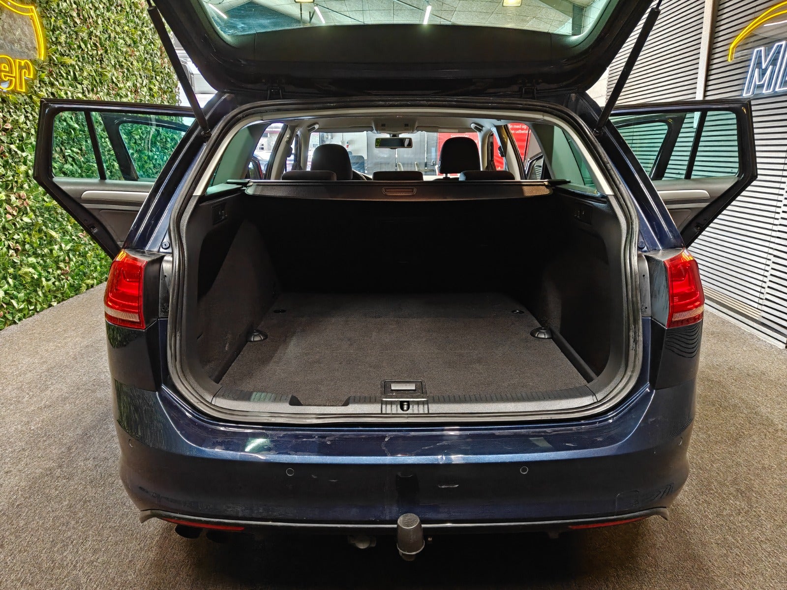 Billede af VW Golf VII 1,4 TSi 150 R-line Variant DSG BMT