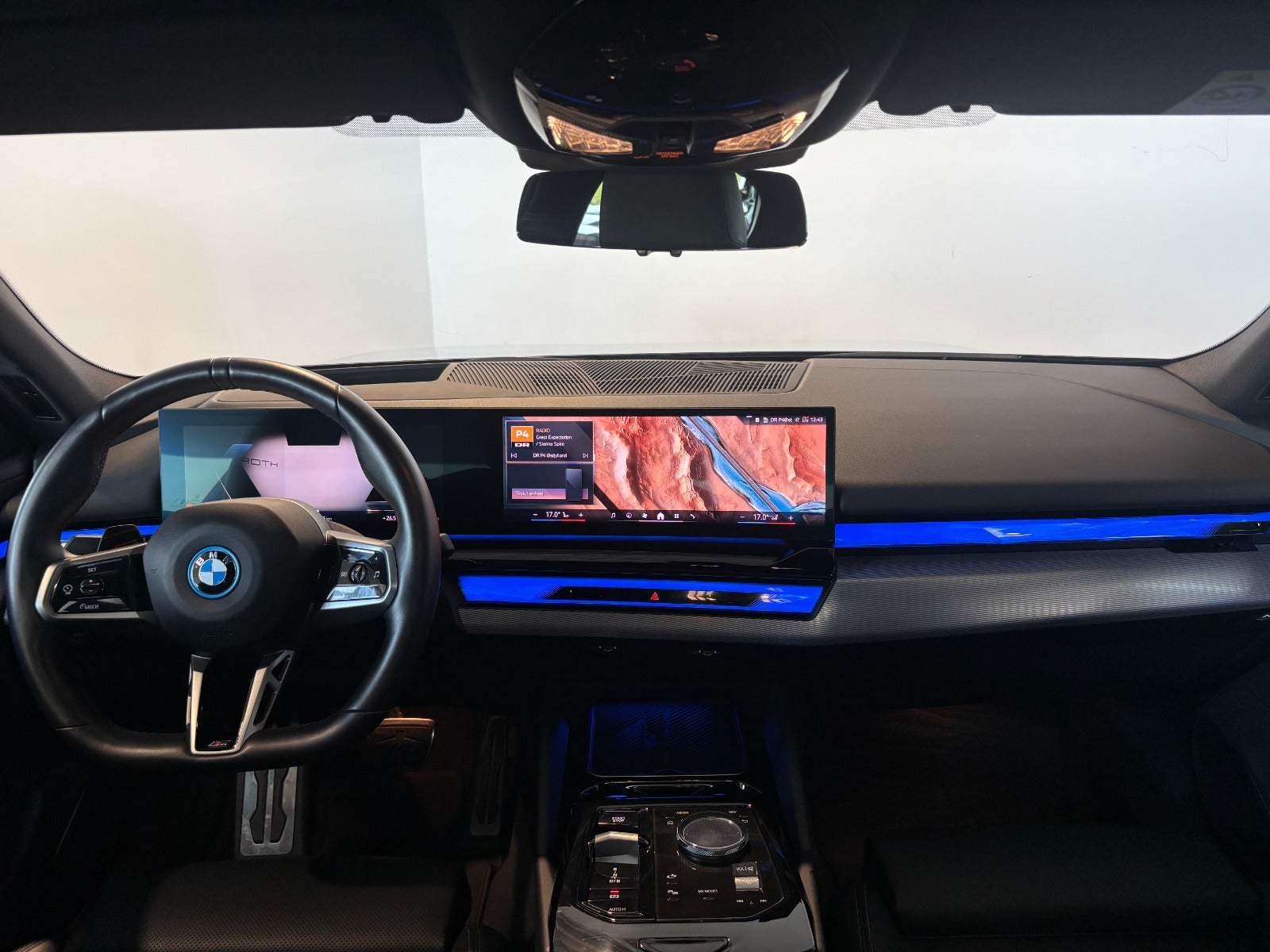 BMW i5 eDrive40 M-Sport 4d - 5
