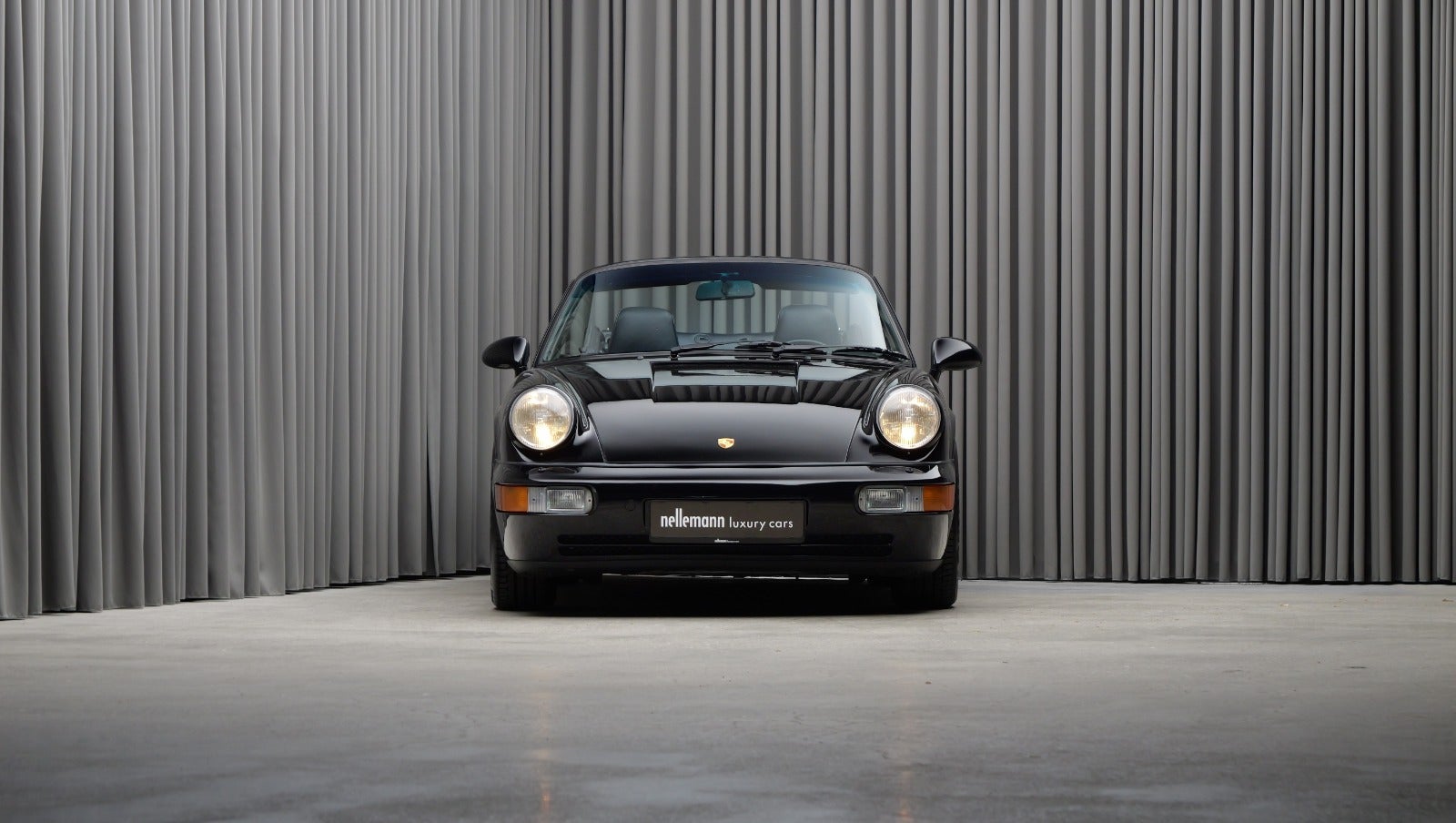 Porsche 911 Carrera 2 Cabriolet