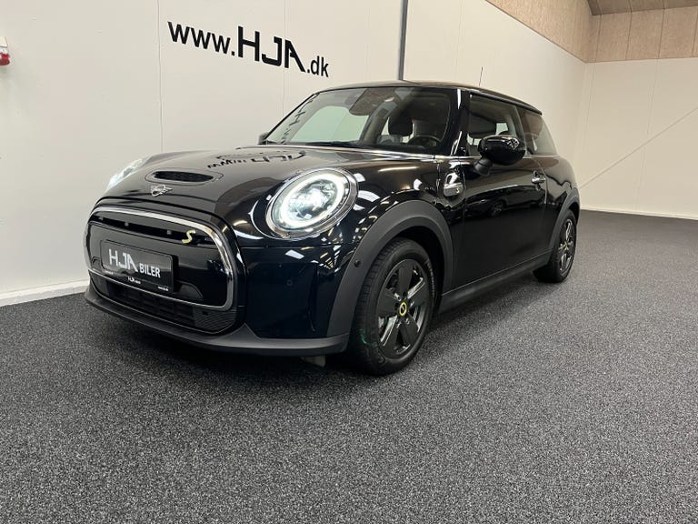 MINI Cooper SE Essential