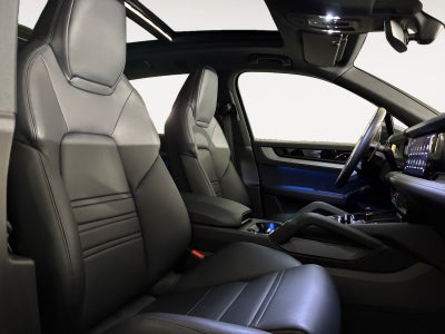 Porsche Cayenne E-Hybrid Tiptr. Van
