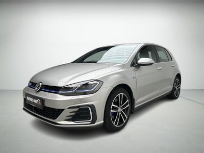 VW Golf VIII GTE DSG