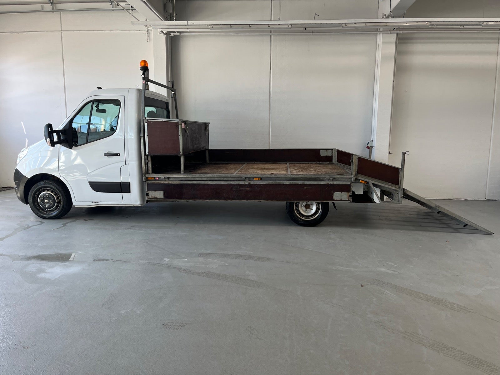 Billede af Renault Master III T35 2,3 dCi 170 L3 Knæklad