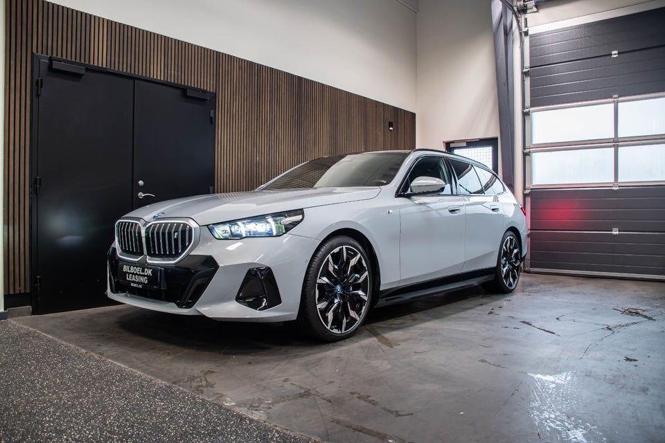 BMW i5 eDrive40 Touring Supercharged