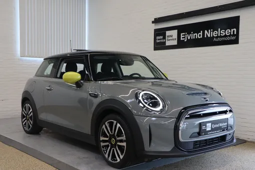 MINI Cooper SE Camden Edition