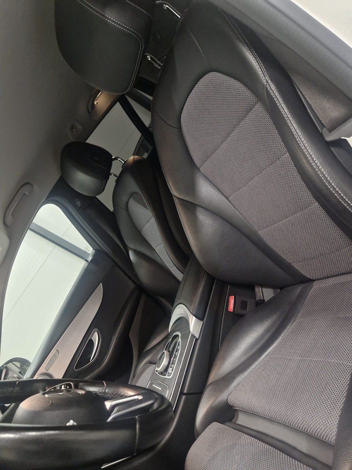 Billede af Mercedes C220 d 2,0 Avantgarde stc. aut.