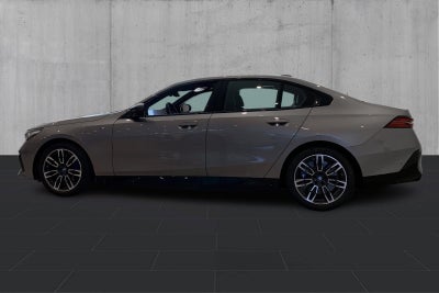 BMW i5 M60 xDrive - 1