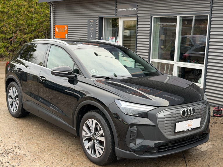 Audi Q4 e-tron Attitude