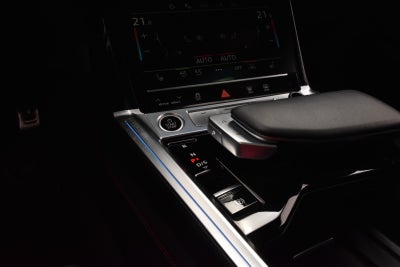 Audi Q8 e-tron S-line Sportback quattro