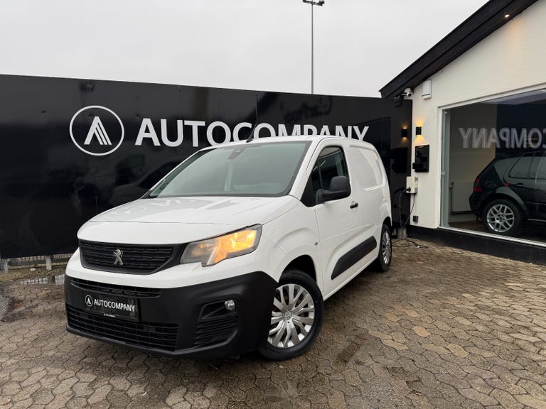 Peugeot Partner BlueHDi 100 L1V1 Plus Van