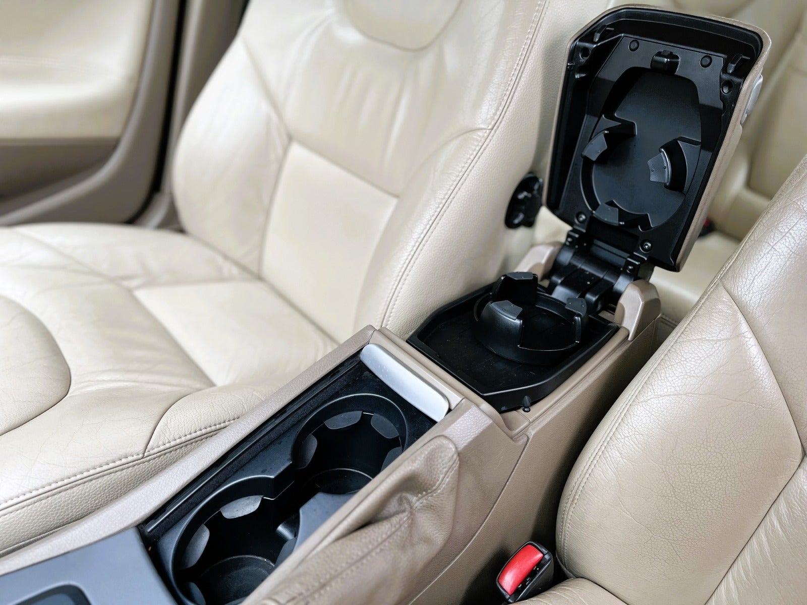 Billede af Volvo S60 2,4 140 Momentum aut.