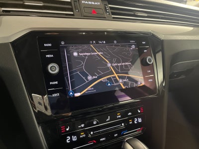 VW Passat GTE Variant DSG