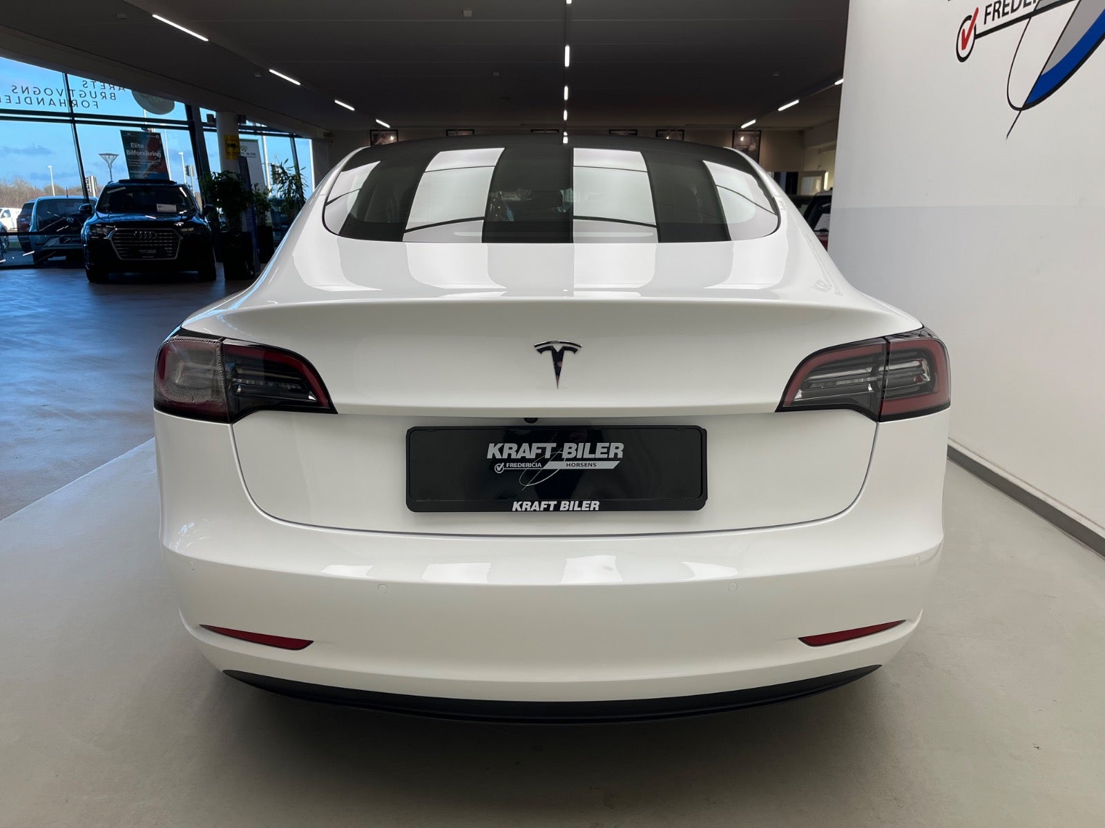 Billede af Tesla Model 3  Standard Range+ RWD