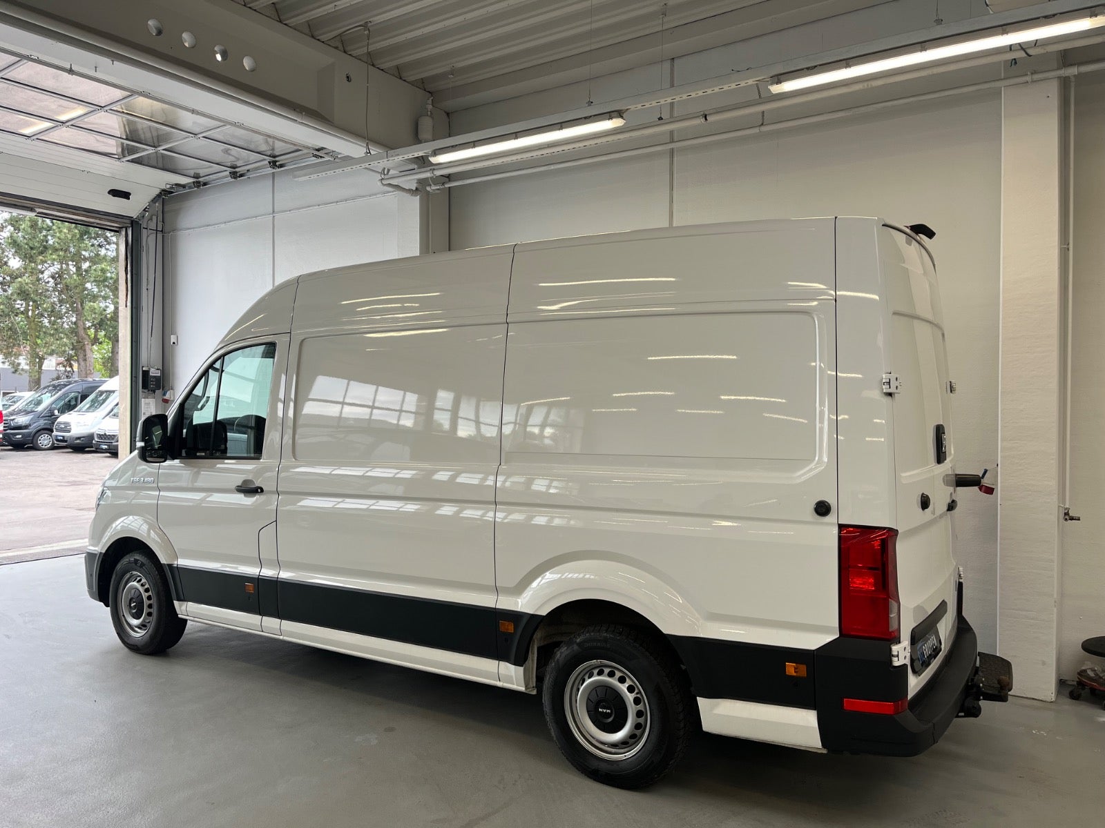 Billede af MAN TGE 2,0 3.180 Kassevogn L3H3 aut. FWD