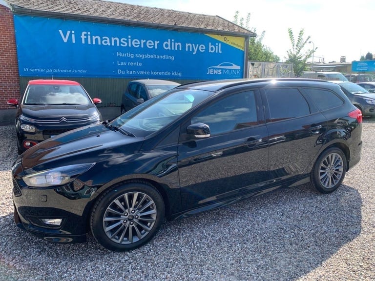 Ford Focus EcoBlue ST-Line stc.